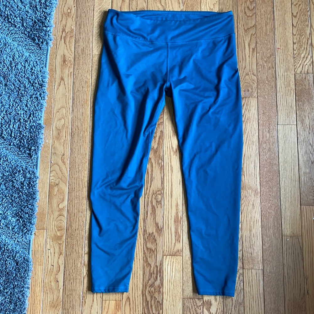 Fabletics leggings size large